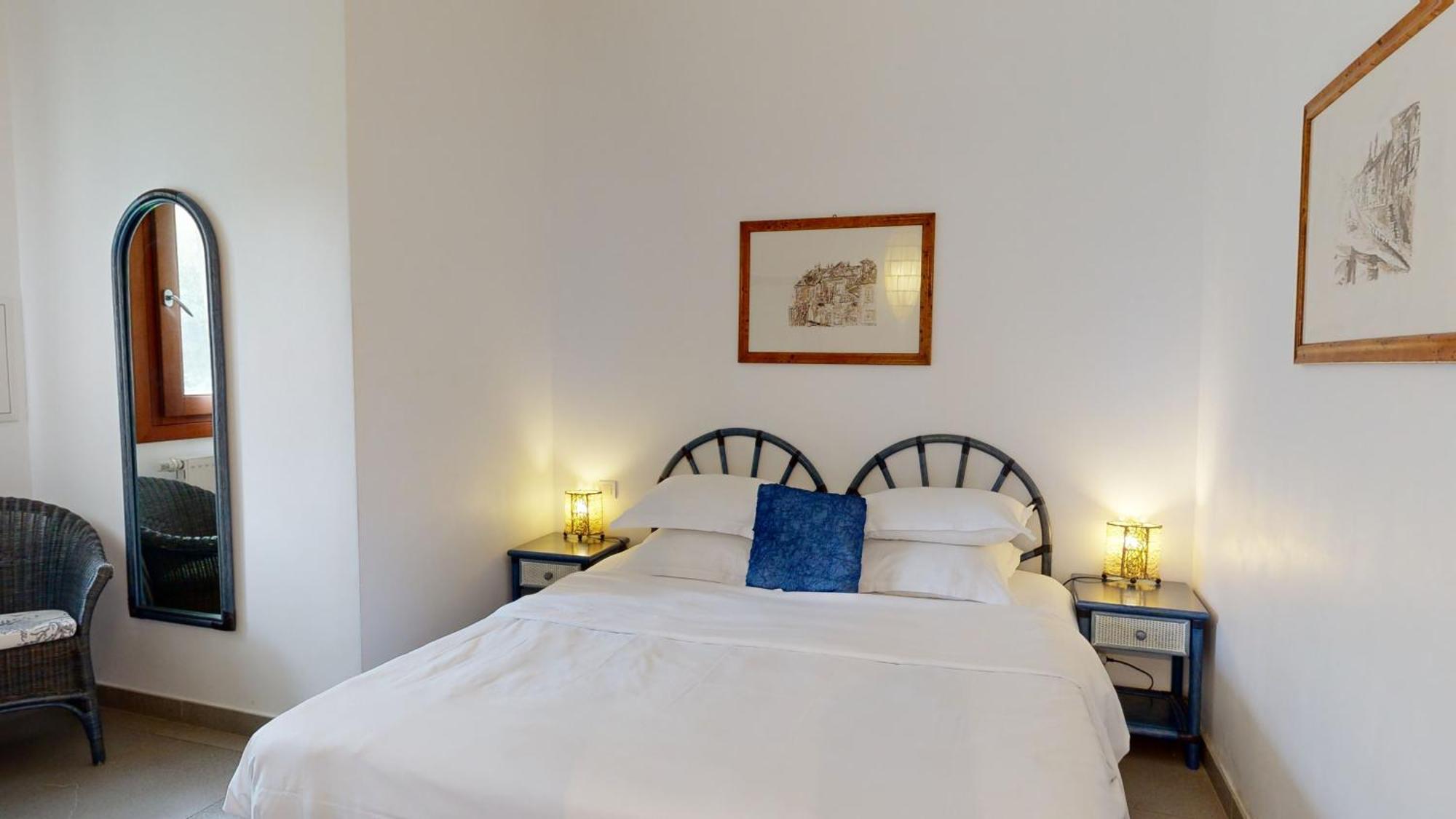 Poisson Rouge Hotel 3*