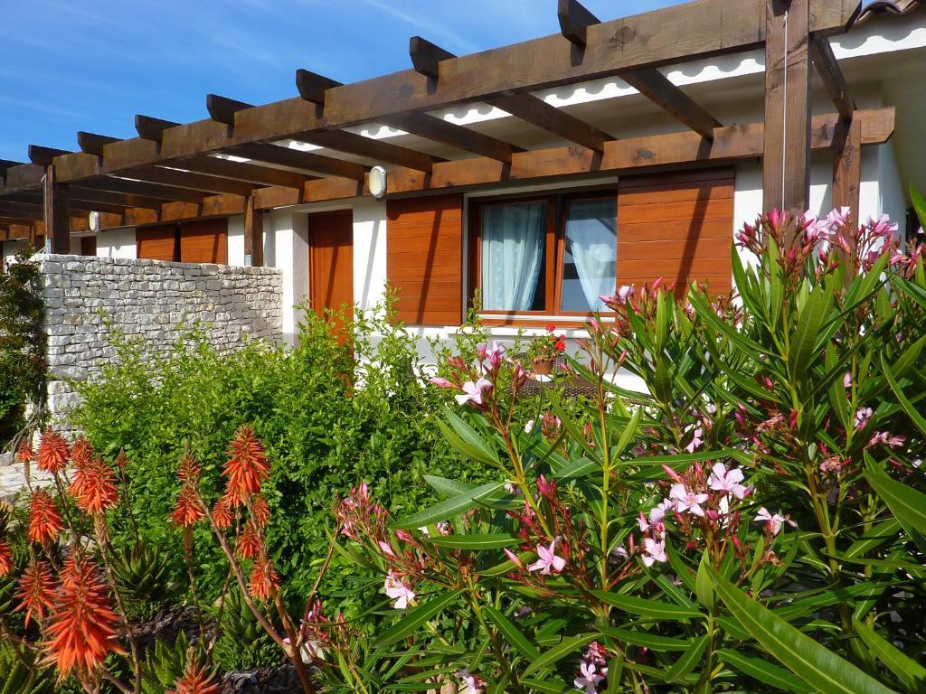 Poisson Rouge Hotel 3*